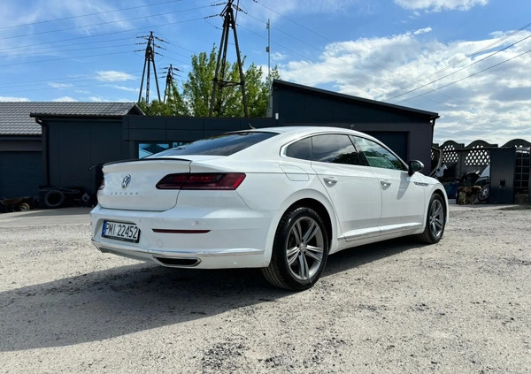 Volkswagen Arteon cena 110000 przebieg: 91000, rok produkcji 2018 z Puławy małe 352